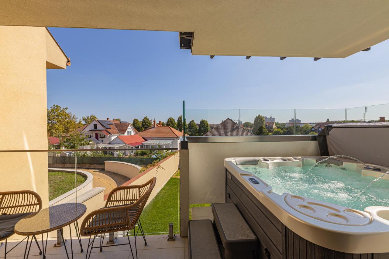 Tahiti Resort Apartments Hajduszoboszlo Exterior photo